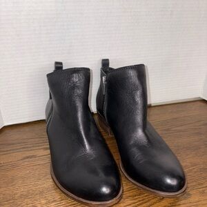 Lucky Brand Basel Leather Ankle Bootie in Black